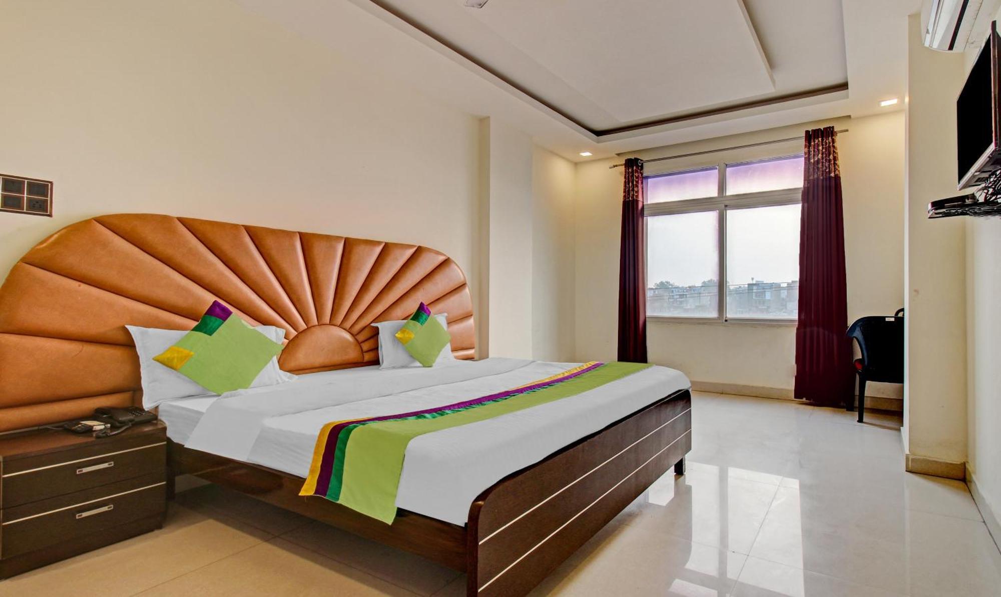 Treebo Silver Grand New Agreement Лакхнау Екстер'єр фото