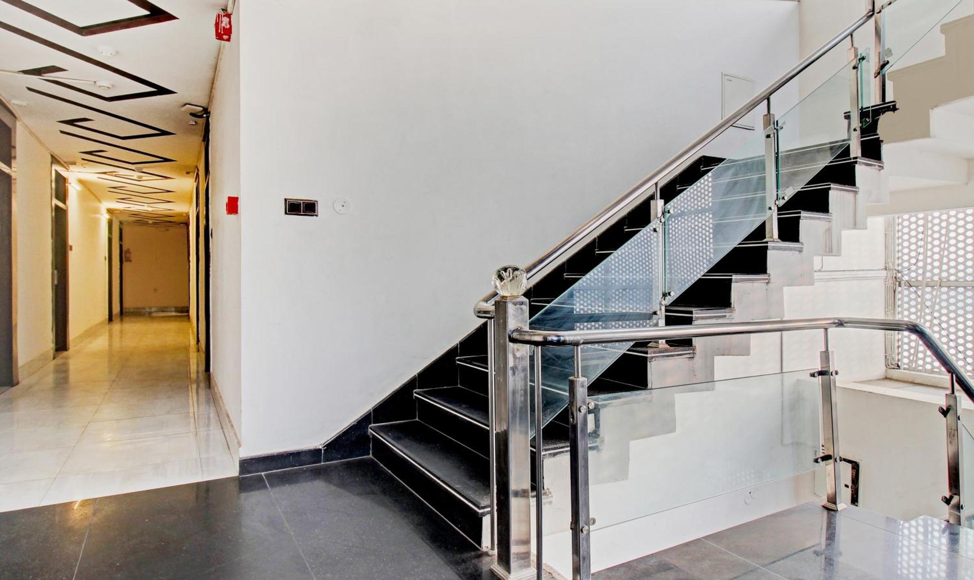 Treebo Silver Grand New Agreement Лакхнау Екстер'єр фото