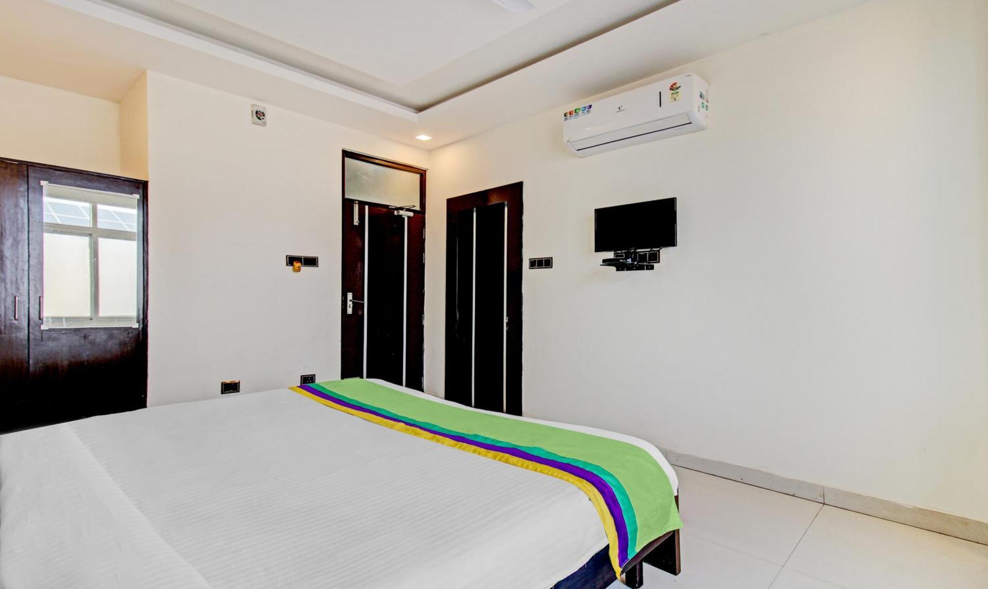 Treebo Silver Grand New Agreement Лакхнау Екстер'єр фото